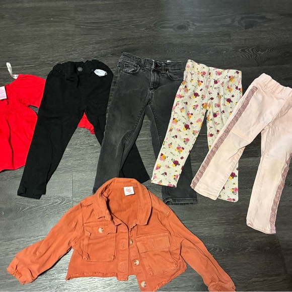 2t-3t Toddler Kids Girl Set of 13 pieces lot jeans, tops, pajamas, jacket - Picture 13 of 15